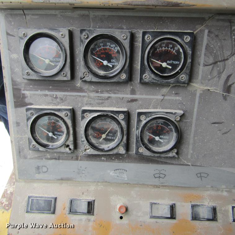 image for item DD2746 Komatsu 140M haul truck