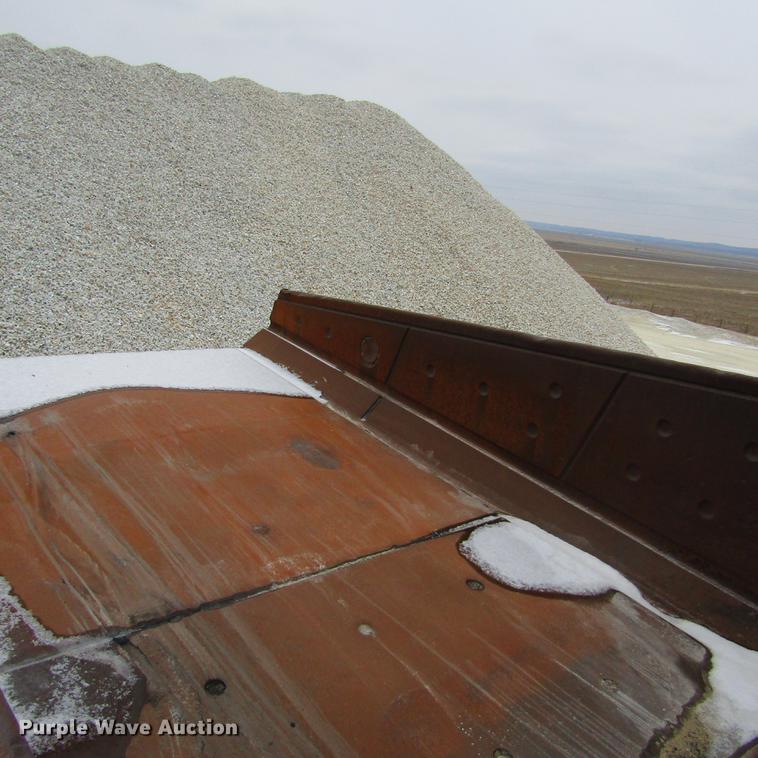 image for item DD2746 Komatsu 140M haul truck