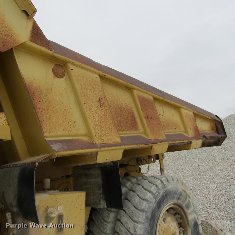 image for item DD2746 Komatsu 140M haul truck