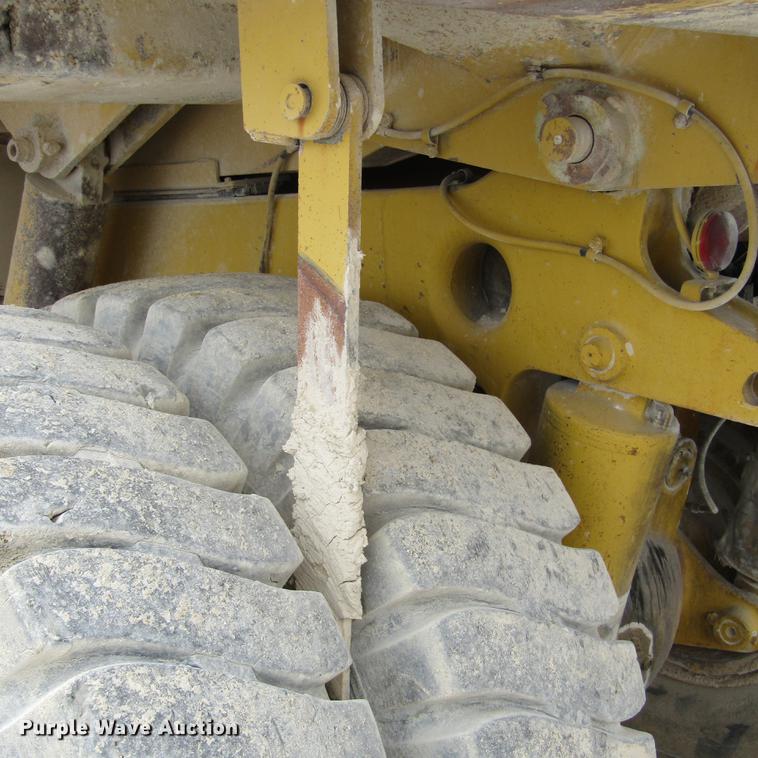 image for item DD2746 Komatsu 140M haul truck