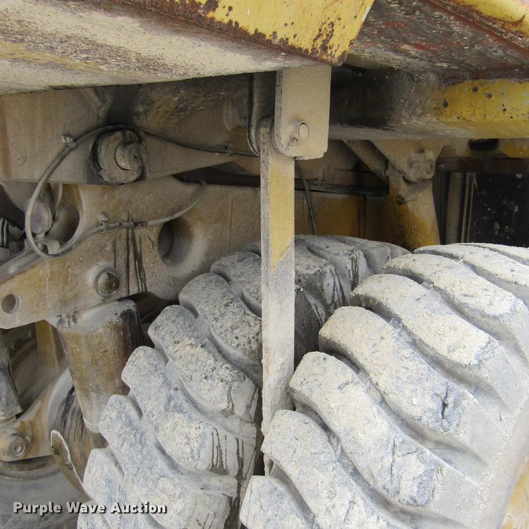 image for item DD2746 Komatsu 140M haul truck
