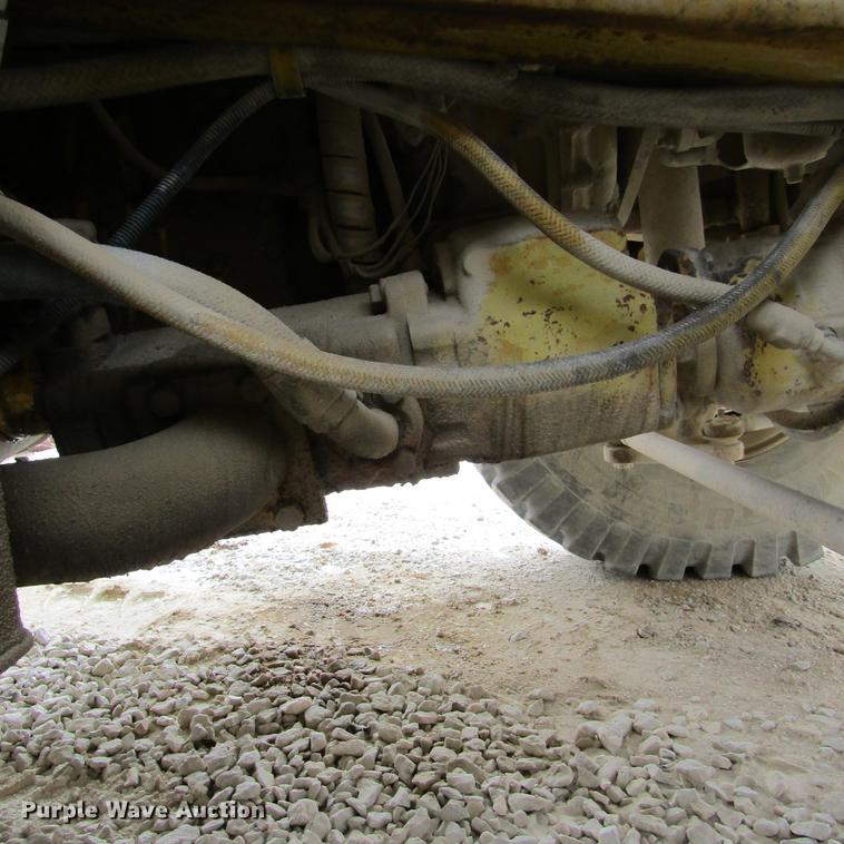 image for item DD2746 Komatsu 140M haul truck