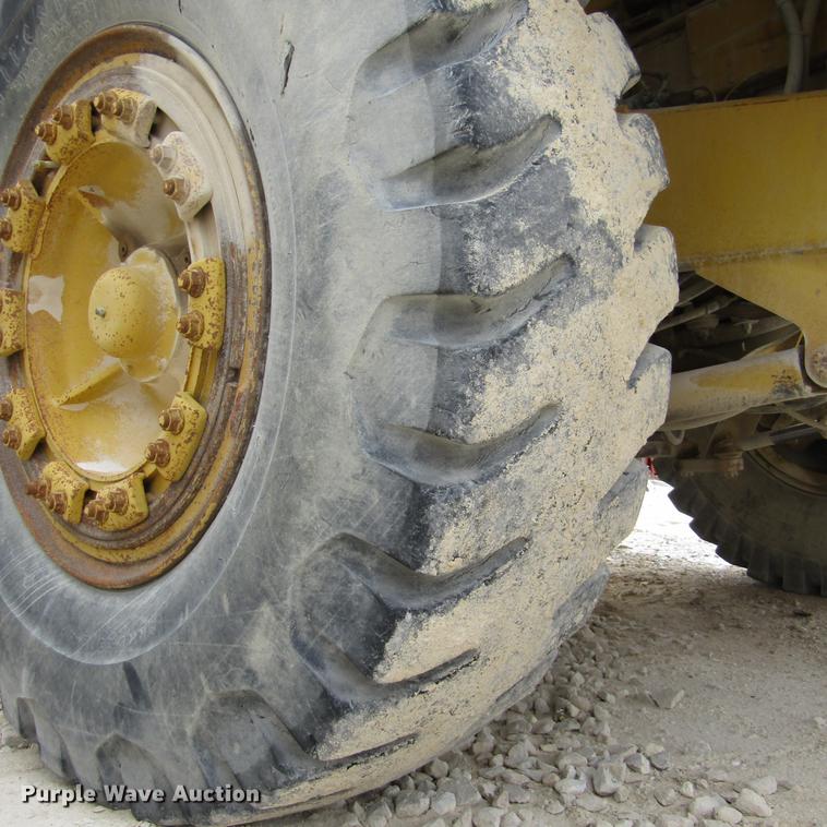 image for item DD2746 Komatsu 140M haul truck