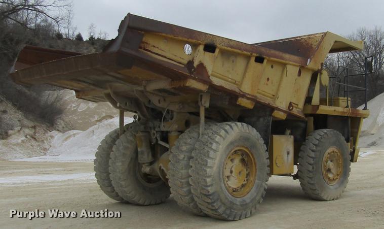image for item DD2747 Komatsu 140M haul truck