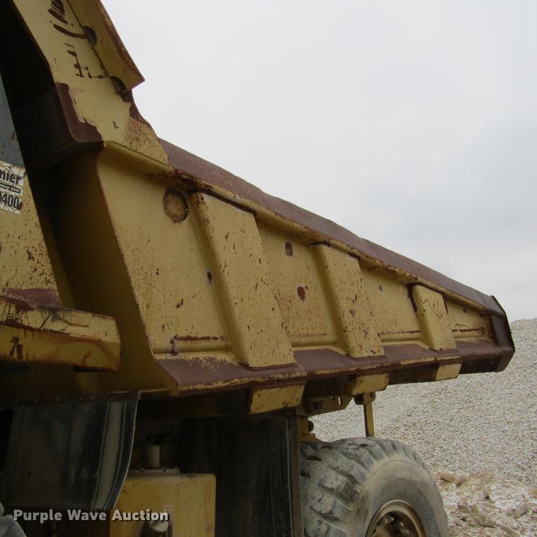 image for item DD2747 Komatsu 140M haul truck