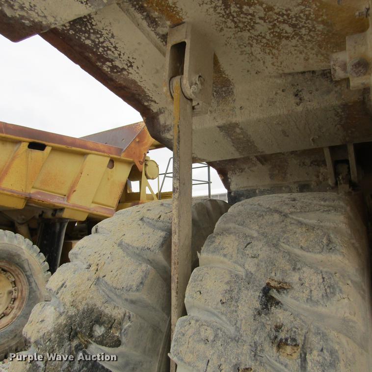 image for item DD2747 Komatsu 140M haul truck