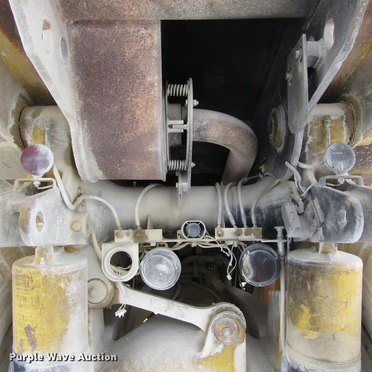 image for item DD2747 Komatsu 140M haul truck