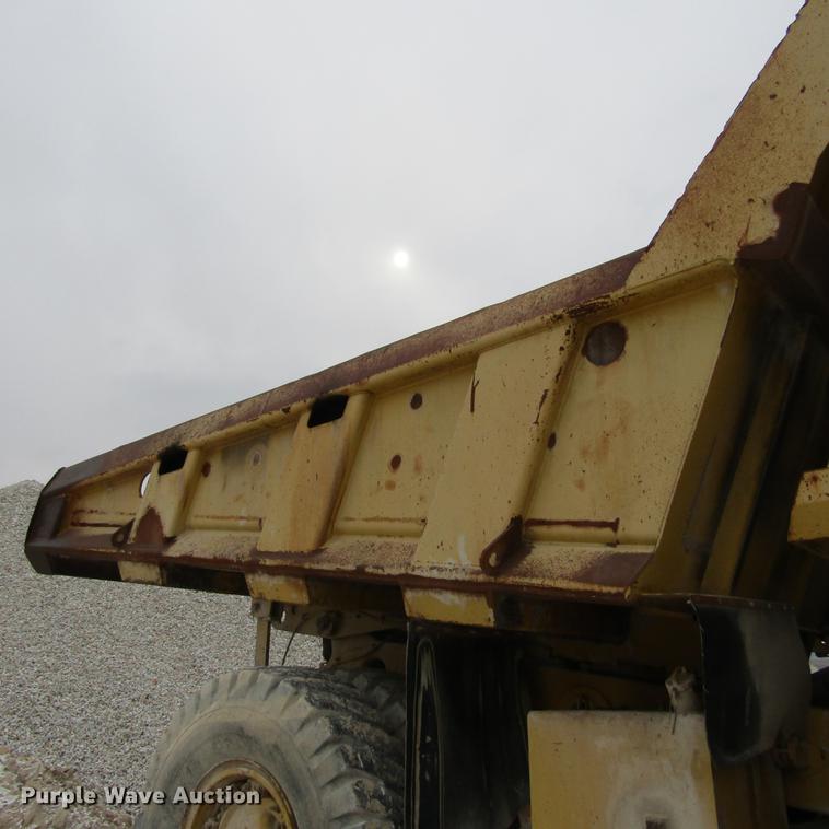 image for item DD2747 Komatsu 140M haul truck