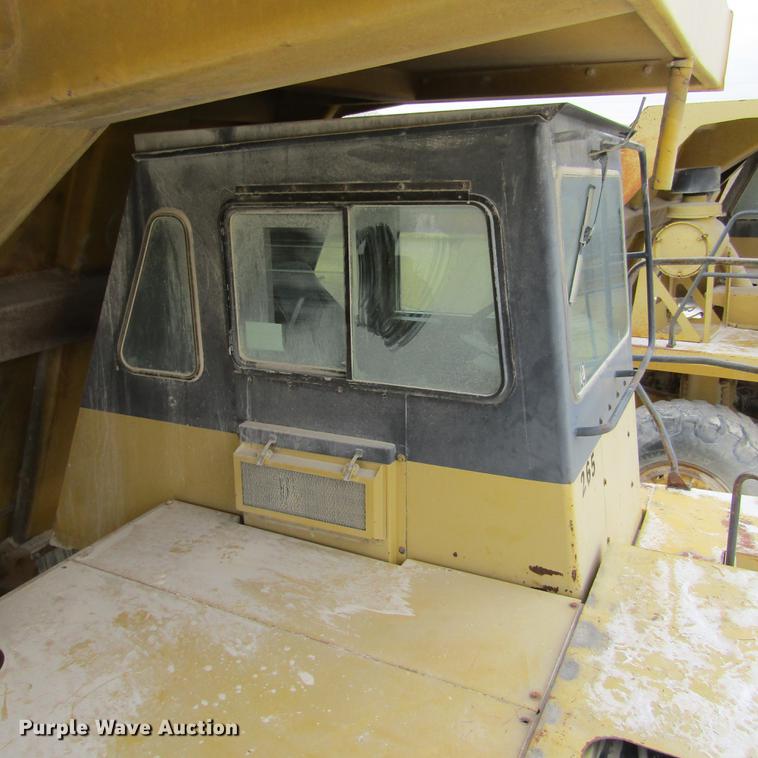 image for item DD2747 Komatsu 140M haul truck