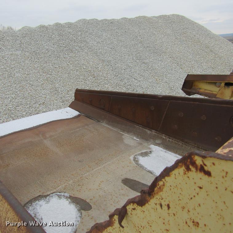 image for item DD2747 Komatsu 140M haul truck