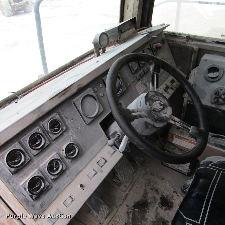 image for item DD2747 Komatsu 140M haul truck