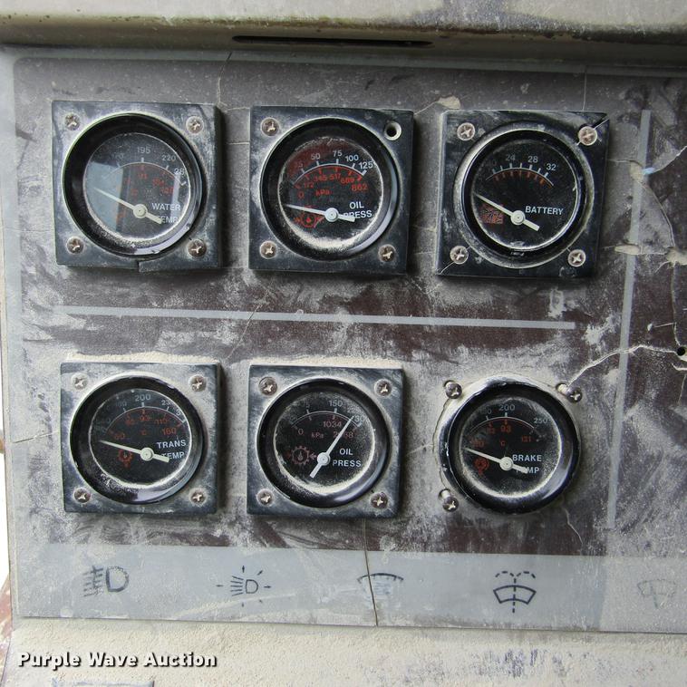 image for item DD2747 Komatsu 140M haul truck