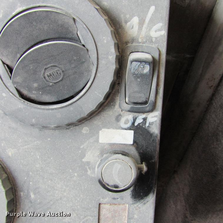 image for item DD2747 Komatsu 140M haul truck