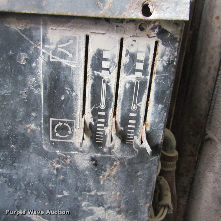 image for item DD2747 Komatsu 140M haul truck