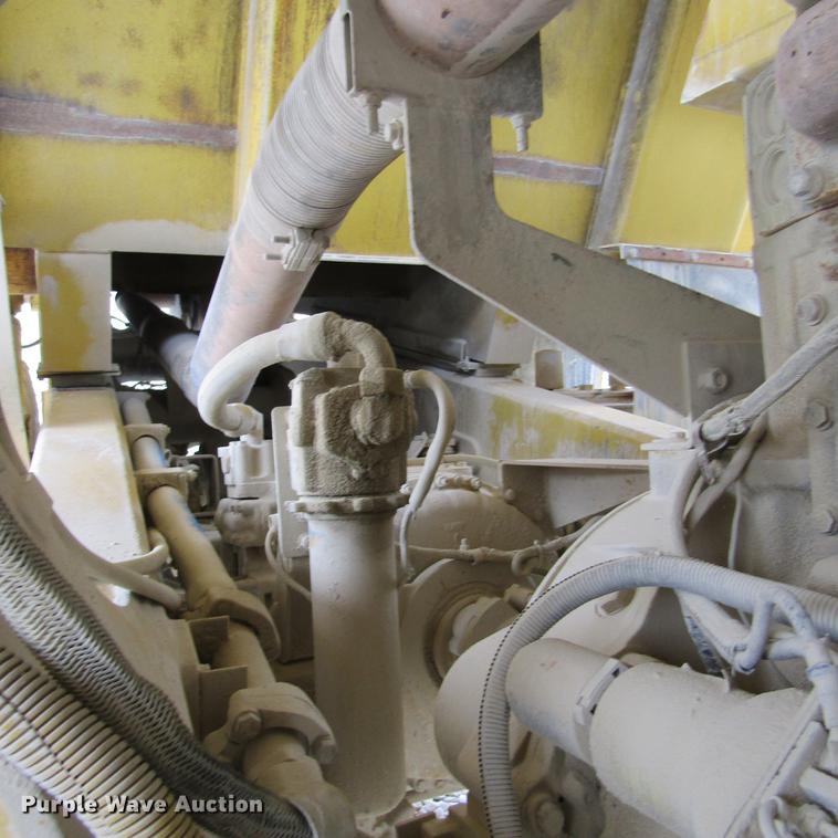 image for item DD2747 Komatsu 140M haul truck