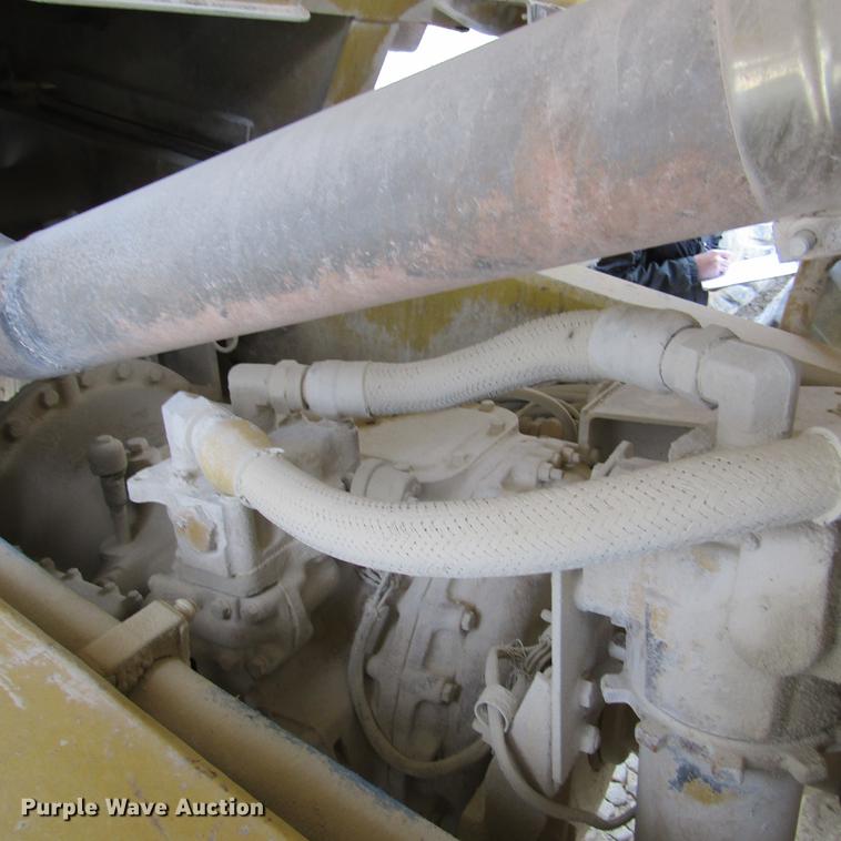 image for item DD2747 Komatsu 140M haul truck