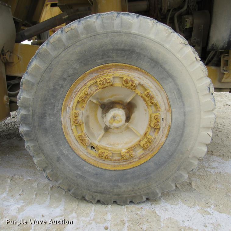 image for item DD2747 Komatsu 140M haul truck