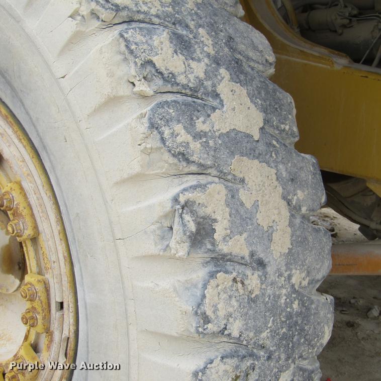 image for item DD2747 Komatsu 140M haul truck