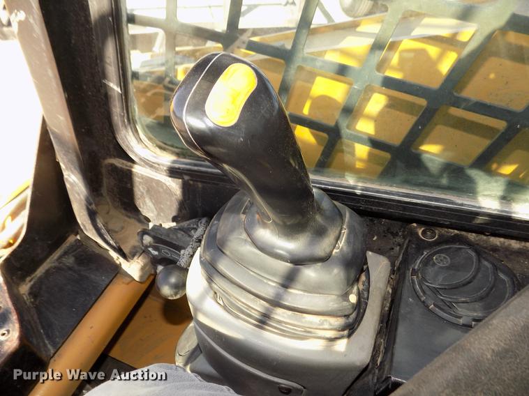 image for item DD2875 2003 Caterpillar 232 skid steer