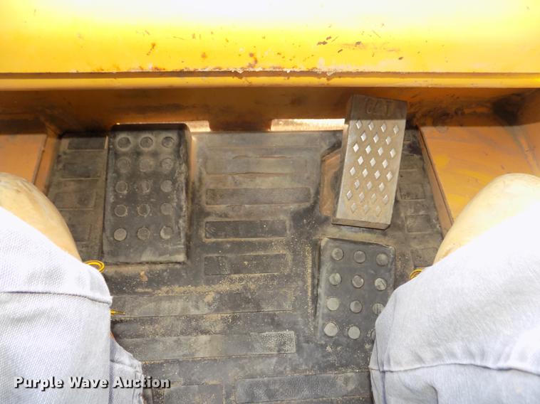 image for item DD2875 2003 Caterpillar 232 skid steer