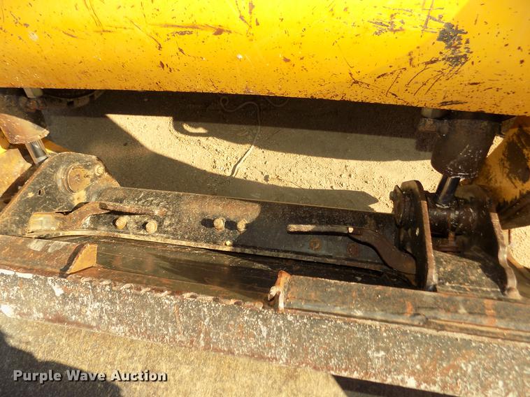 image for item DD2875 2003 Caterpillar 232 skid steer