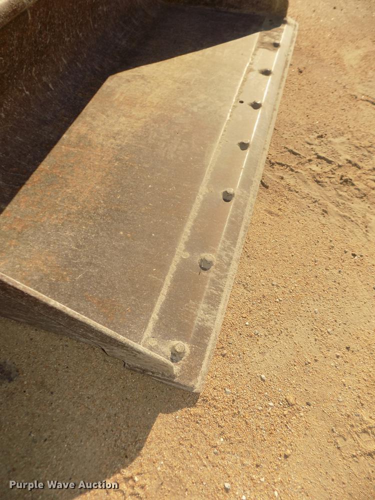 image for item DD2875 2003 Caterpillar 232 skid steer