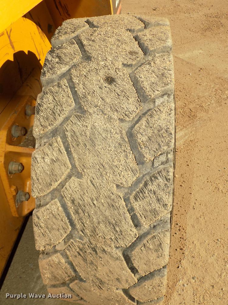 image for item DD2875 2003 Caterpillar 232 skid steer