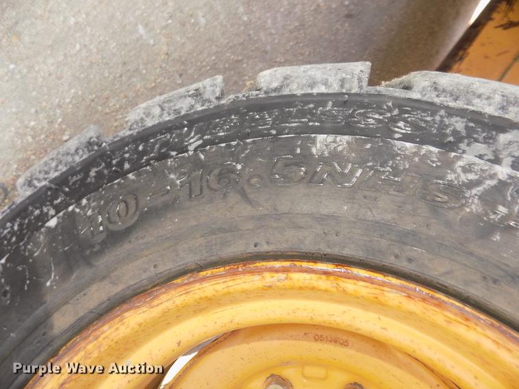 image for item DD2875 2003 Caterpillar 232 skid steer