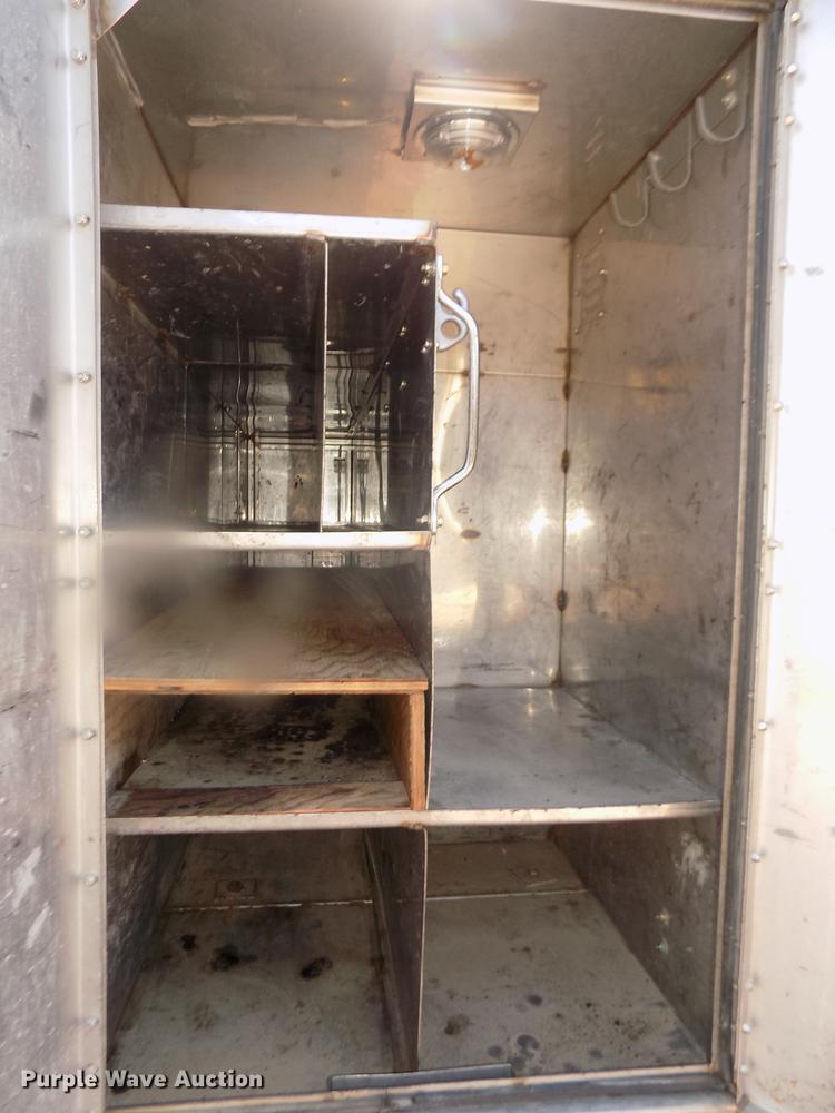 image for item DD2881 2004 GMC T7500 dump truck