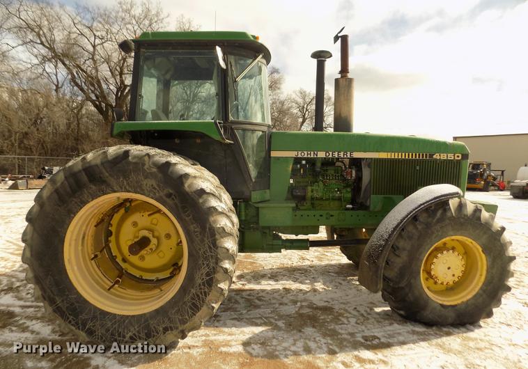 image for item DD2884 1983 John Deere 4850 MFWD tractor