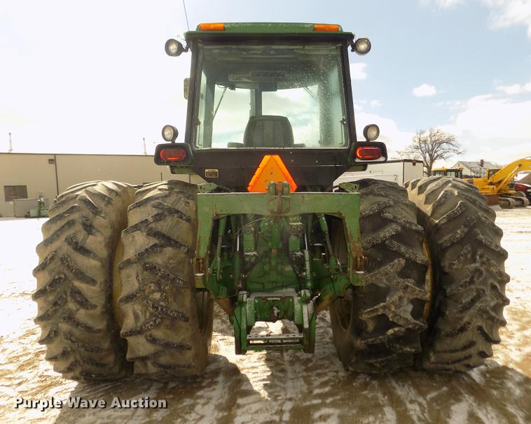 image for item DD2884 1983 John Deere 4850 MFWD tractor