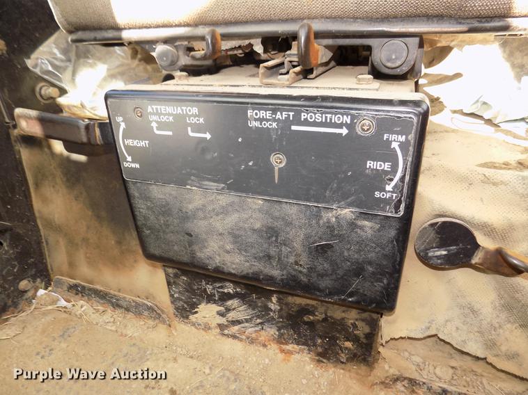 image for item DD2884 1983 John Deere 4850 MFWD tractor