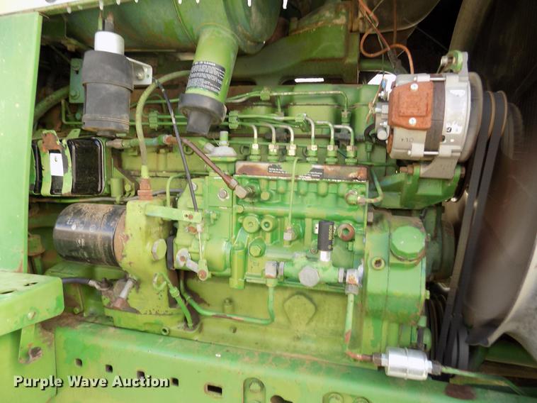 image for item DD2884 1983 John Deere 4850 MFWD tractor