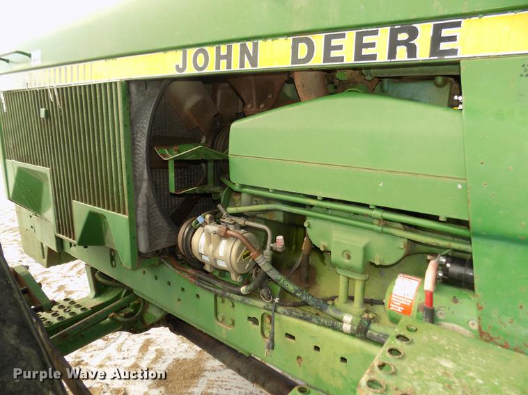 image for item DD2884 1983 John Deere 4850 MFWD tractor