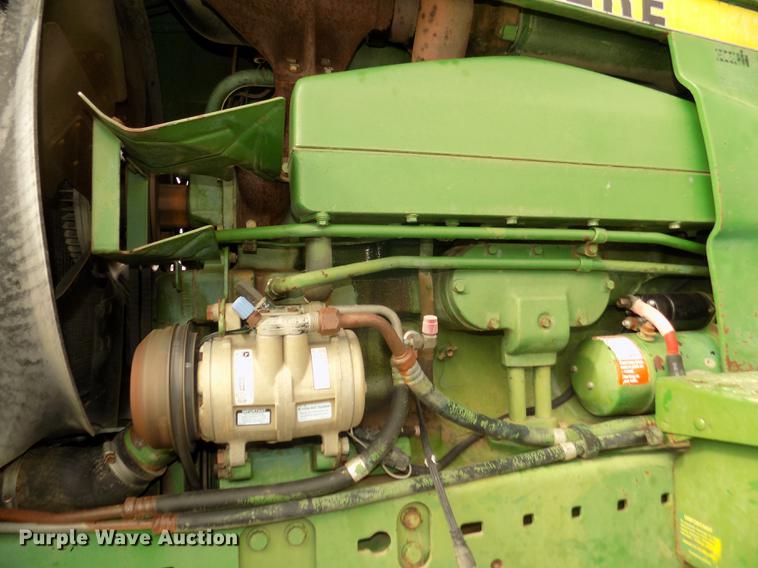 image for item DD2884 1983 John Deere 4850 MFWD tractor