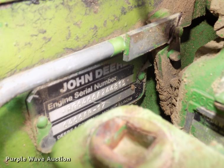 image for item DD2884 1983 John Deere 4850 MFWD tractor