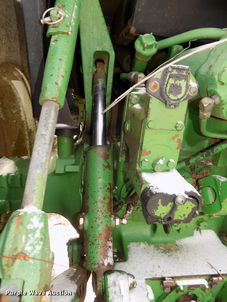 image for item DD2884 1983 John Deere 4850 MFWD tractor