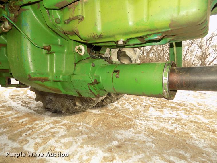 image for item DD2884 1983 John Deere 4850 MFWD tractor