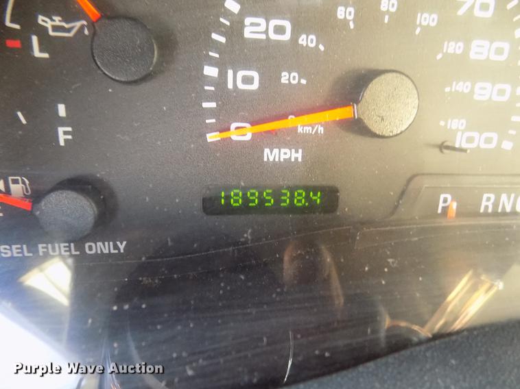 image for item DD2892 2004 Ford F550 Super Duty XL bucket truck