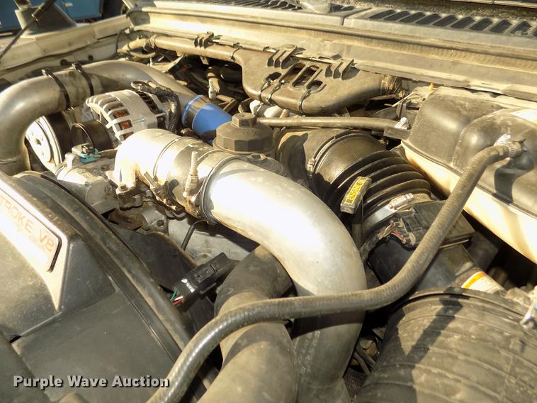 image for item DD2892 2004 Ford F550 Super Duty XL bucket truck