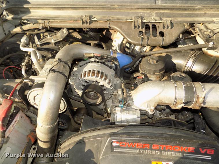 image for item DD2892 2004 Ford F550 Super Duty XL bucket truck