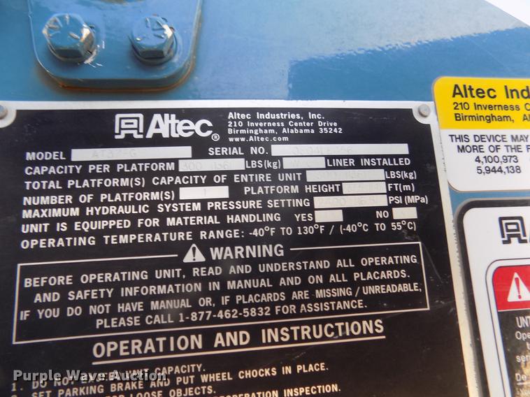 image for item DD2892 2004 Ford F550 Super Duty XL bucket truck