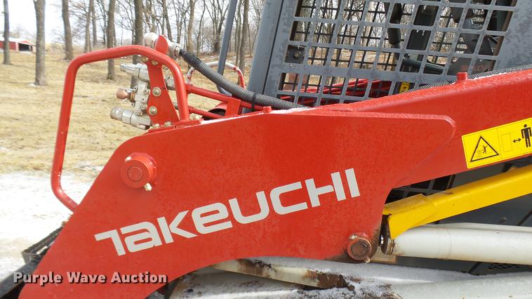 image for item DD9026 2014 Takeuchi TL10 skid steer