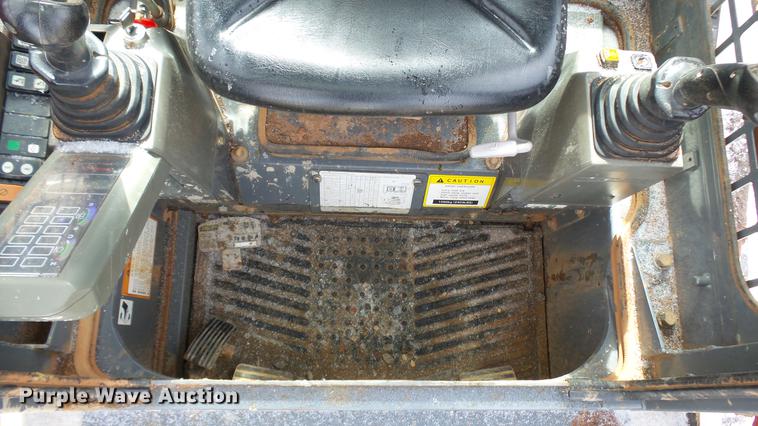 image for item DD9026 2014 Takeuchi TL10 skid steer