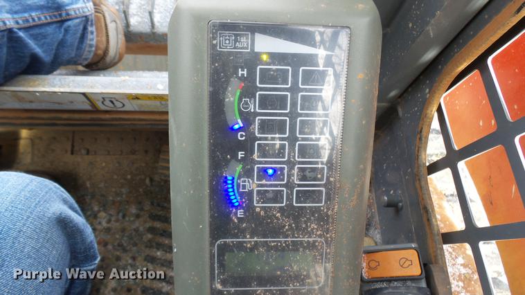 image for item DD9026 2014 Takeuchi TL10 skid steer