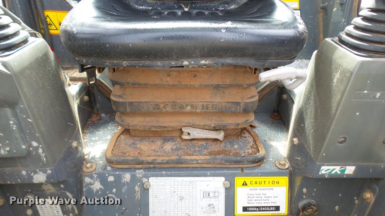 image for item DD9026 2014 Takeuchi TL10 skid steer