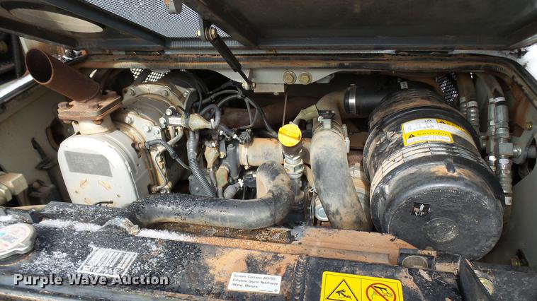 image for item DD9026 2014 Takeuchi TL10 skid steer