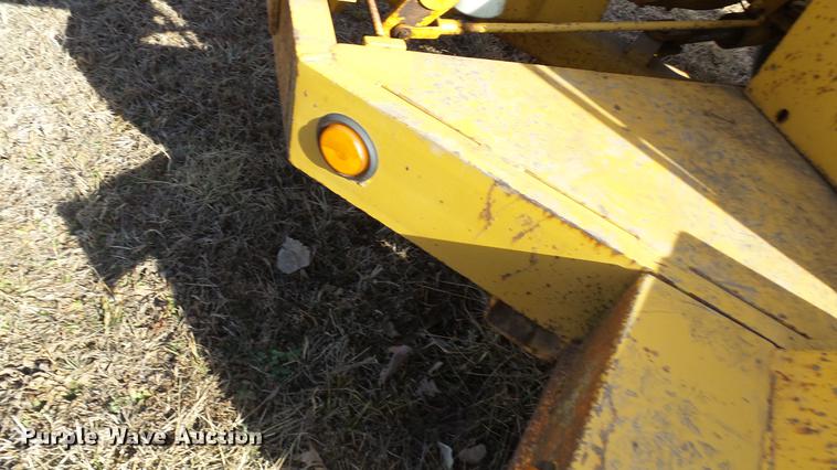 image for item DD9038 1993 Vermeer BC1250 chipper