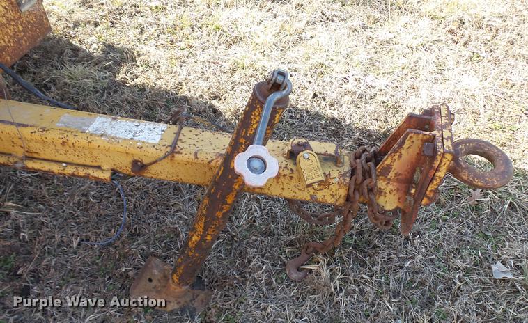 image for item DD9038 1993 Vermeer BC1250 chipper