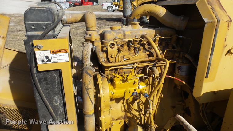 image for item DD9038 1993 Vermeer BC1250 chipper